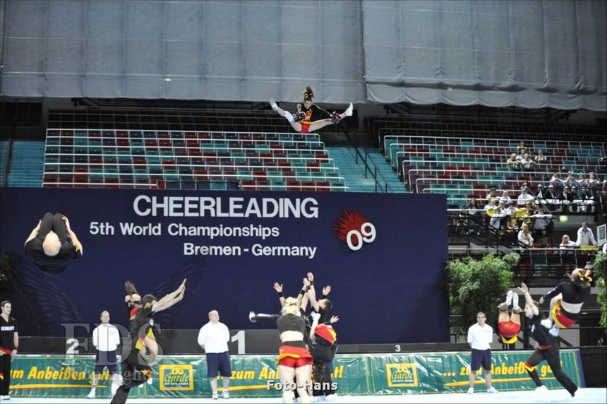 Cheerleading WM 09 01675