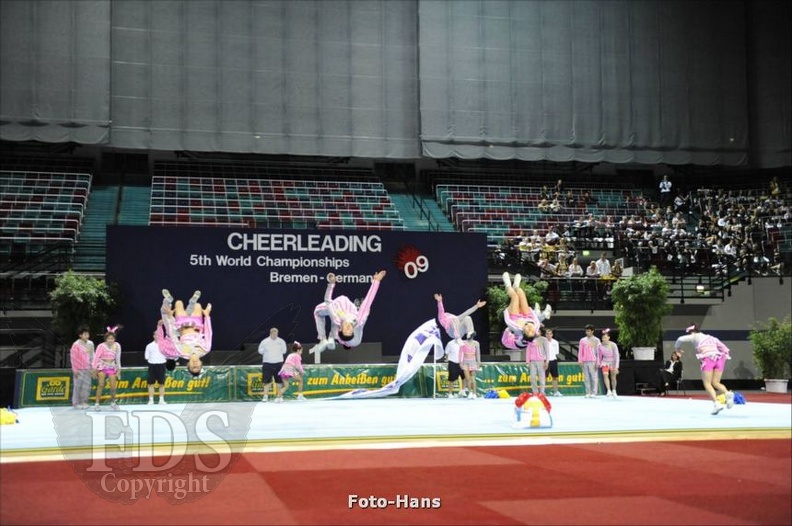Cheerleading WM 09 01757