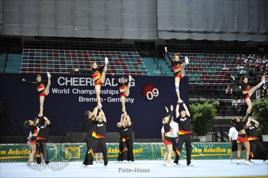 Cheerleading WM 09 03263