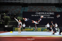 Cheerleading WM 09 03541