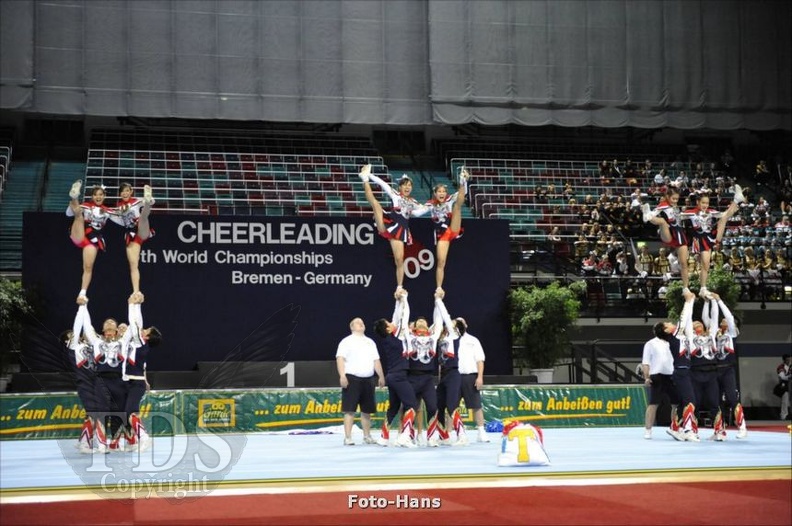 Cheerleading_WM_09_03553.jpg