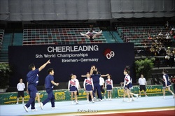 Cheerleading WM 09 03644